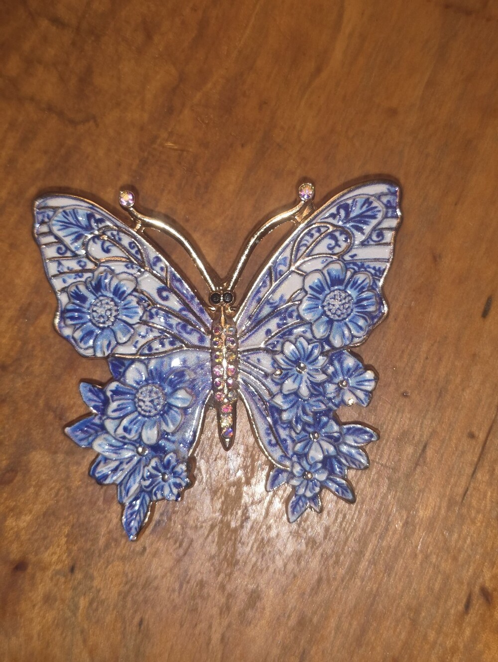 Lovely Floral Butterfly Brooch